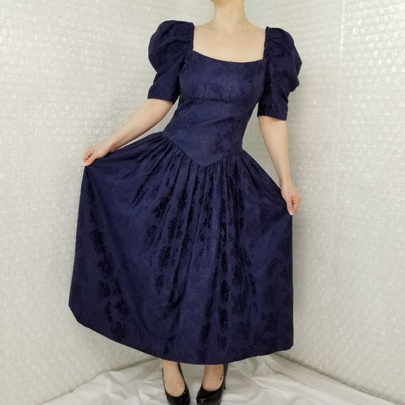 SOLD🌈1980s handmade brocade Renaissance dress - Picture 1 of 8